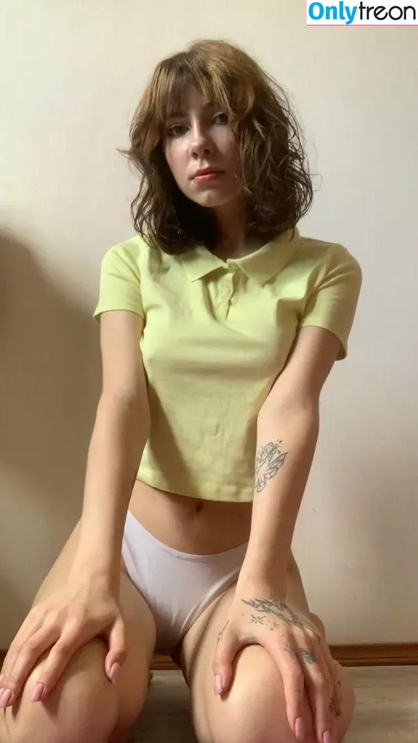zlatka.lesenok nude photo #0030 (zlatka.lesenok)
