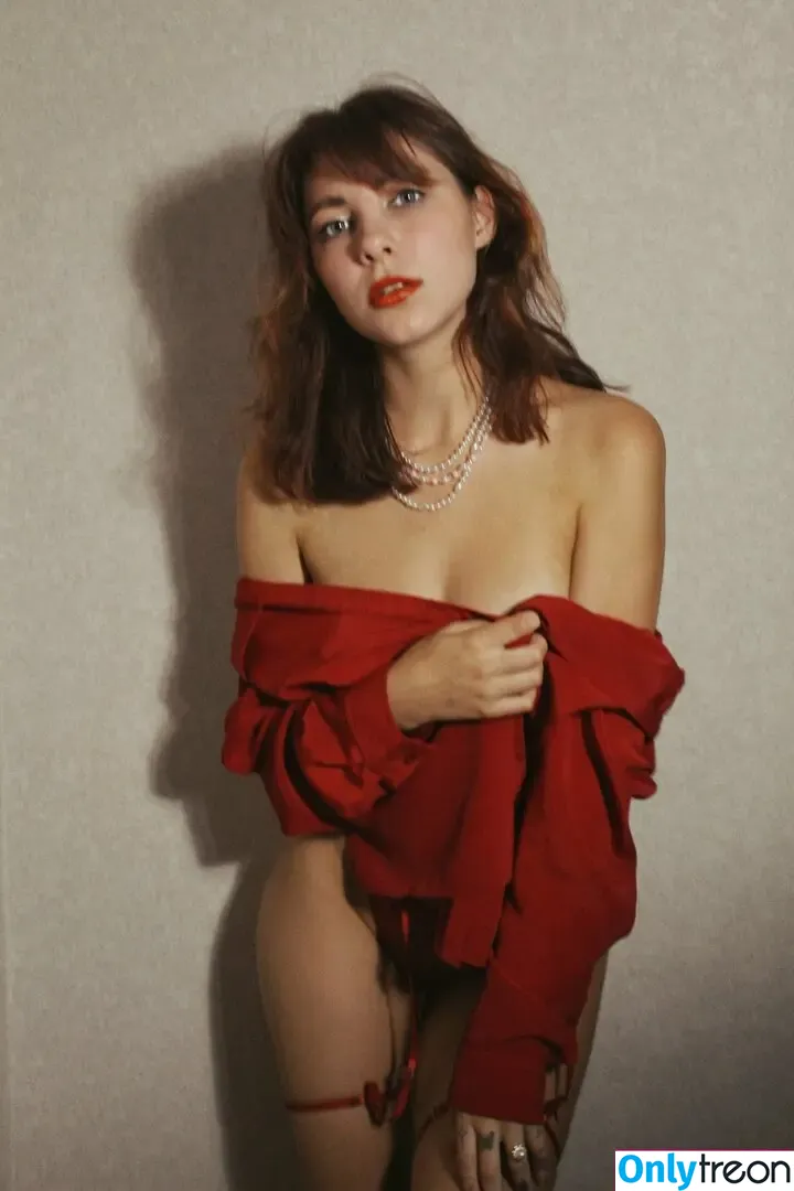 zlatka.lesenok nude photo #0057 (zlatka.lesenok)