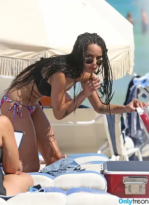 Zoë Kravitz / zoeisabellakravitz nude photo #0028