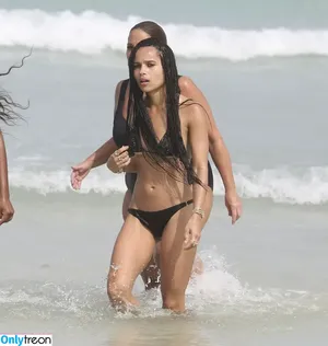 Zoë Kravitz / zoeisabellakravitz nude photo #0050