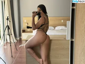  nude photo #0005