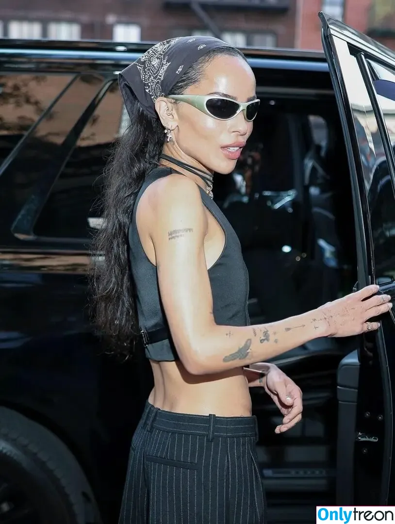 Zoe Kravitz nude photo #0472 (zoeisabellakravitz)