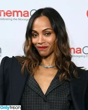 Zoe Saldana / zoesaldana nude photo #0989