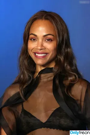 Zoe Saldana / zoesaldana nude photo #1015