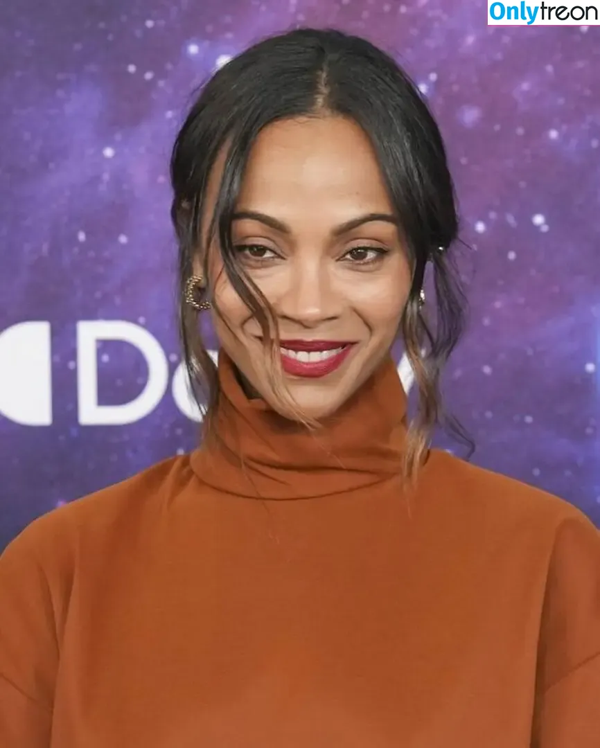 Zoe Saldana nude photo #1028 (zoesaldana)