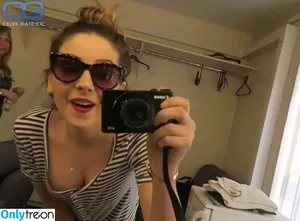 Zoë Sugg / Zoe Sugg / zoesugg nude photo #0080