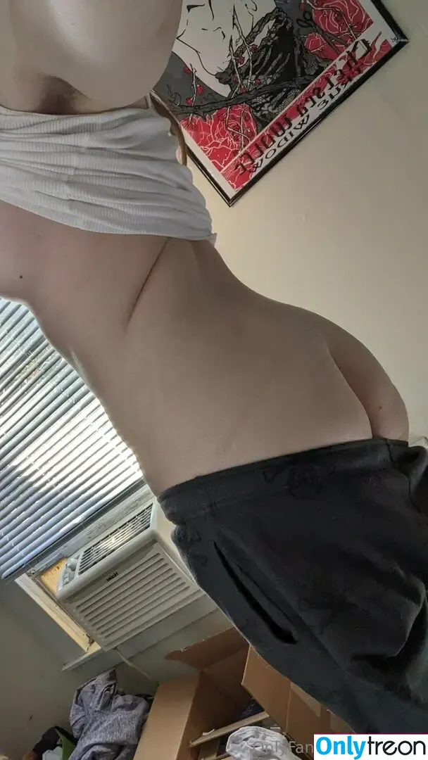 Zoewithay nude photo #0008 ( / Witha_y / zoe_with_a_y_)