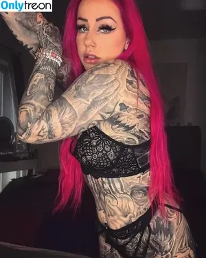 Zombieprinzessin / laurachesnok nude photo #0014