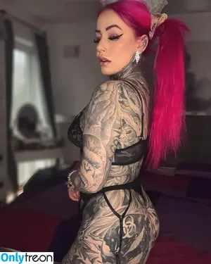 Zombieprinzessin / laurachesnok nude photo #0017