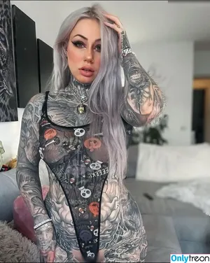 Zombieprinzessin / laurachesnok nude photo #0032