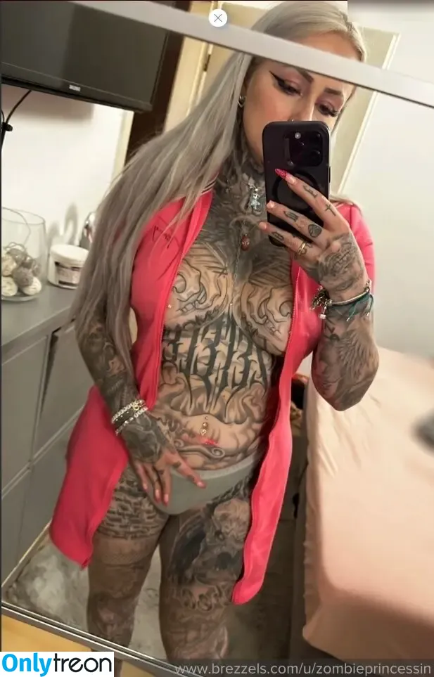 Zombieprinzessin nude photo #0024 (laurachesnok)