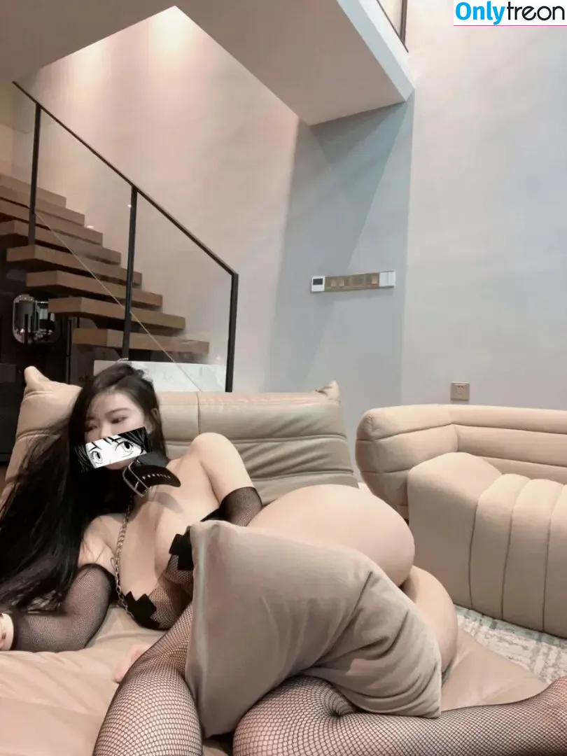 zuo_gongzi nude photo #0008 (ZuoGongzi)