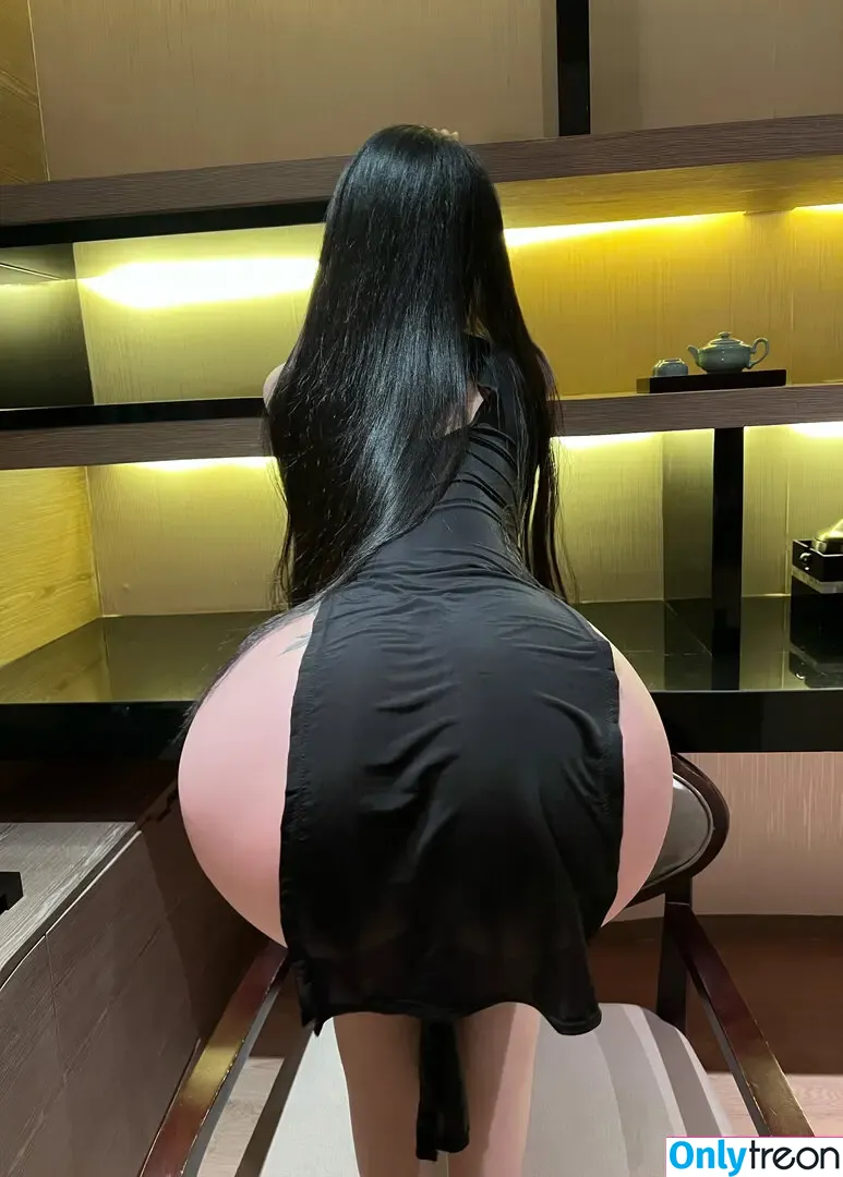 zuo_gongzi nude photo #0057 (ZuoGongzi)