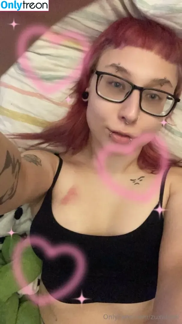 zuxakink nude photo #0024 (zuquink)