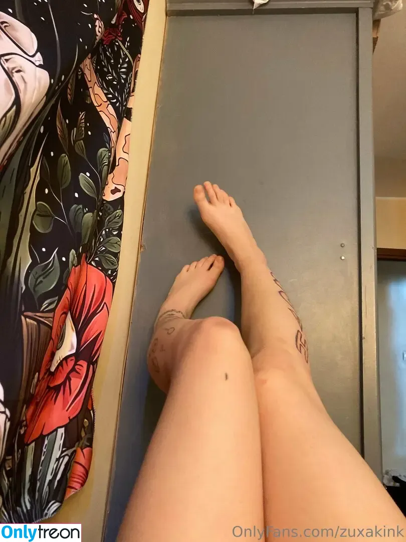 zuxakink nude photo #0044 (zuquink)