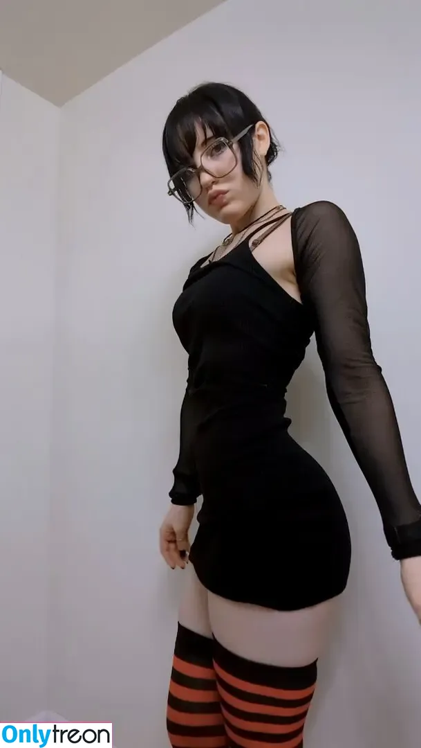 Zz.eazoning nude photo #0040 (zzeazoning)