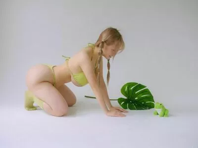 ZziZzi / zizzi_j / zzi_zzi._ / 찌찌 nude photo #0154