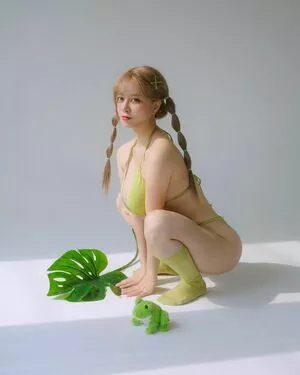 ZziZzi / zizzi_j / zzi_zzi._ / 찌찌 nude photo #0159