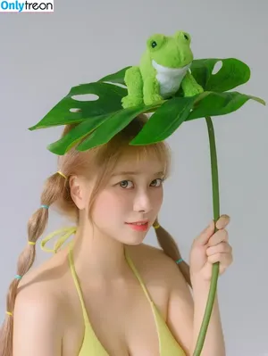 ZziZzi / zizzi_j / zzi_zzi._ / 찌찌 nude photo #0264