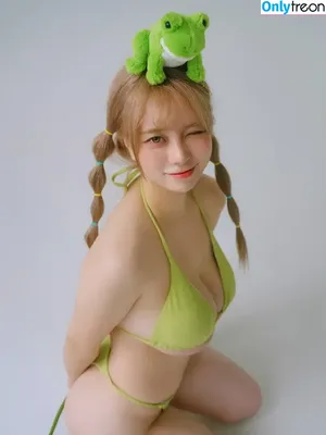 ZziZzi / zizzi_j / zzi_zzi._ / 찌찌 nude photo #0267