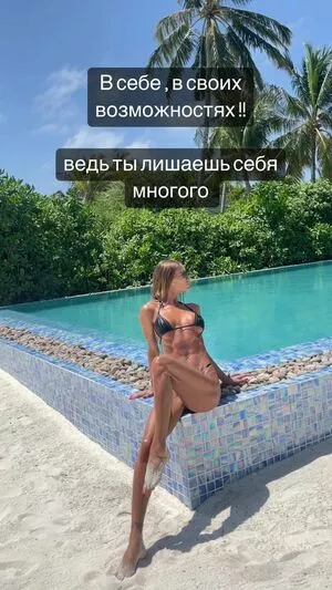  nude photo #0007