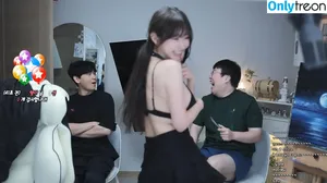 1004ysus / 1004yyyyyy / 둘기얏 фото голая #0044