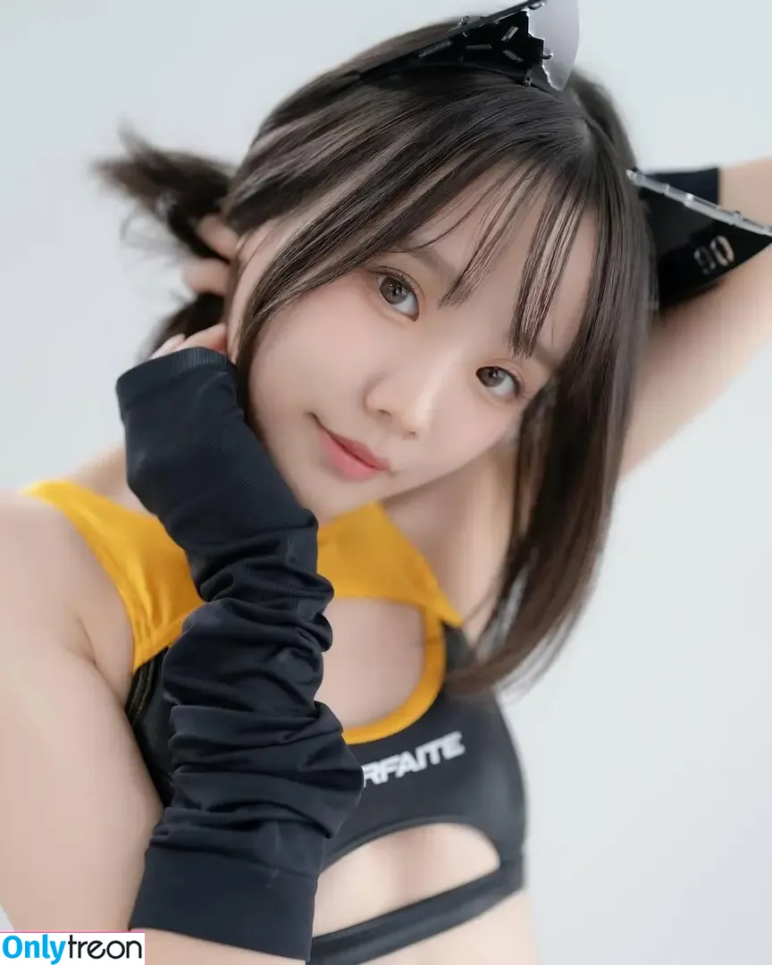 1120mananan nude photo #0014 (MANA 塩分補給会)