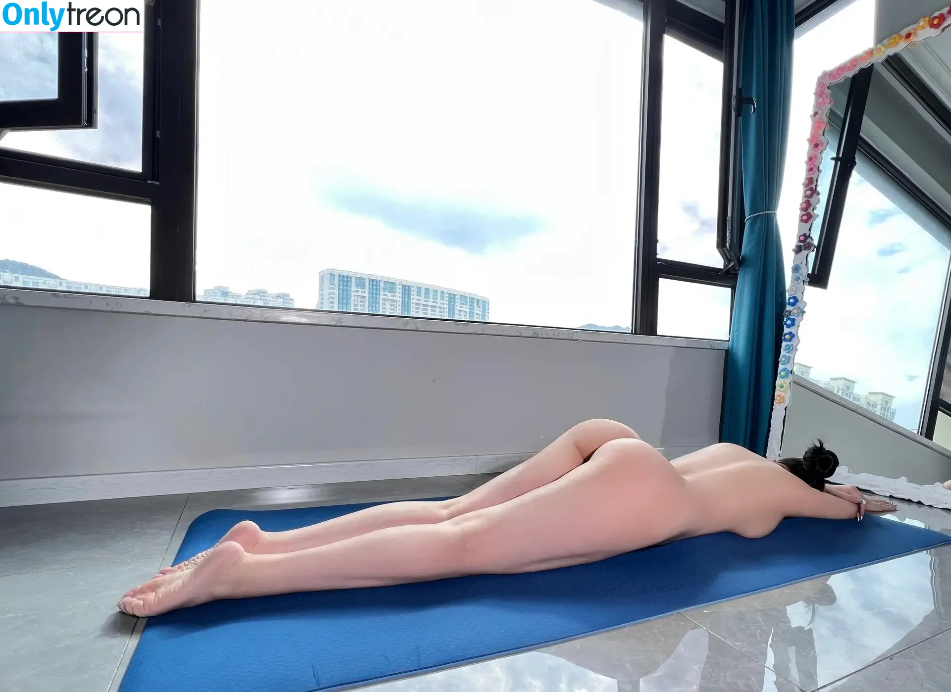 是120斤的小王同学 nude photo #1220 (是120斤的小王同学)