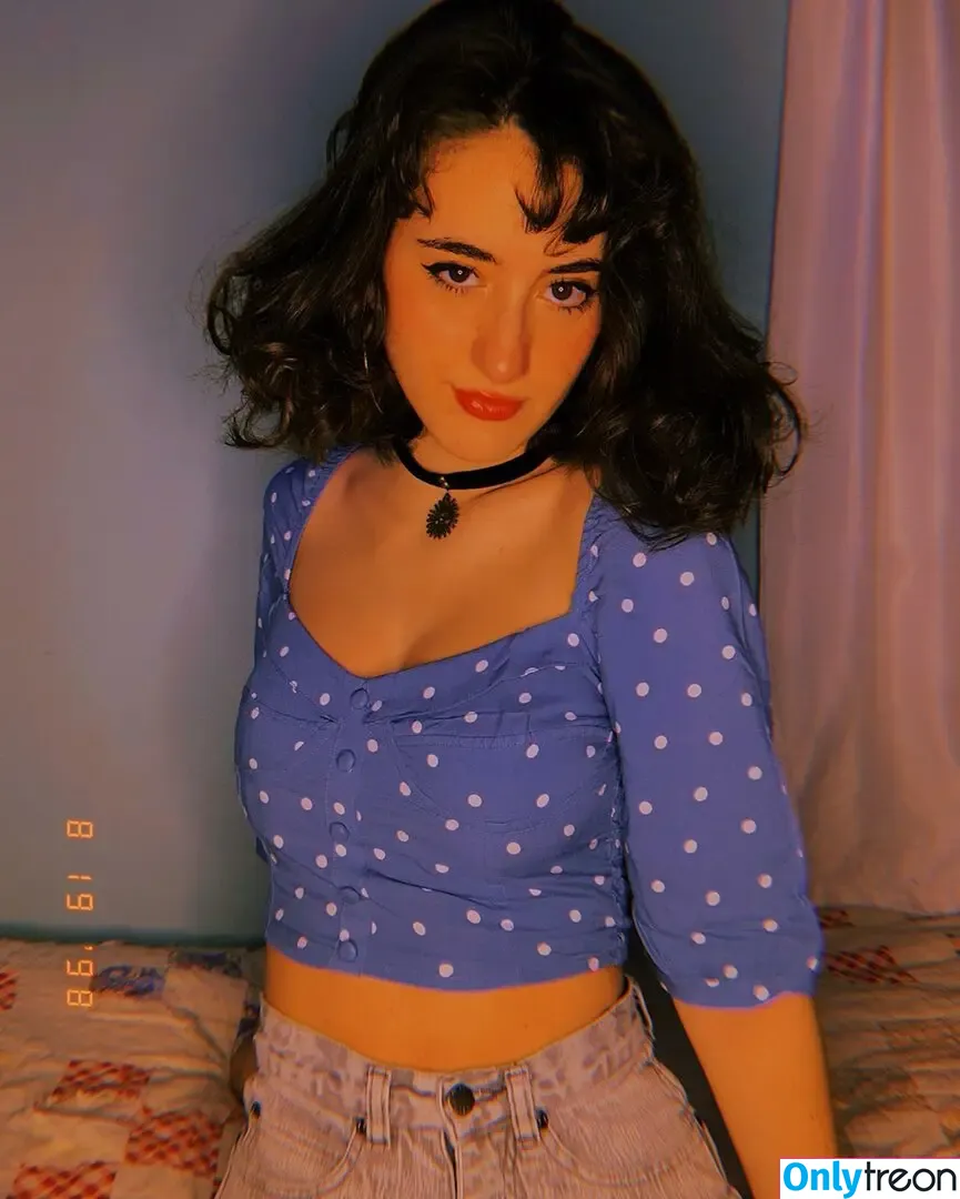 143joannagc nude photo #0148 (Joanna Crauswell)