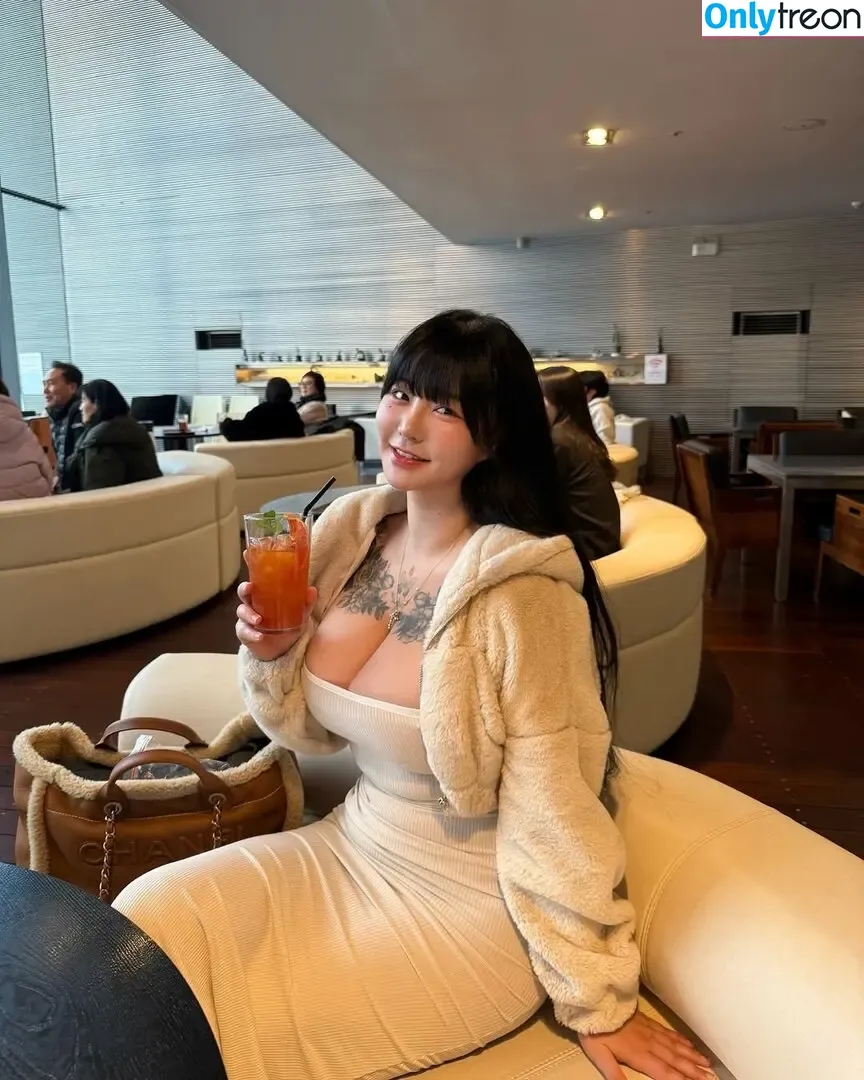 171jun1999 nude photo #0212 (171jun1999)