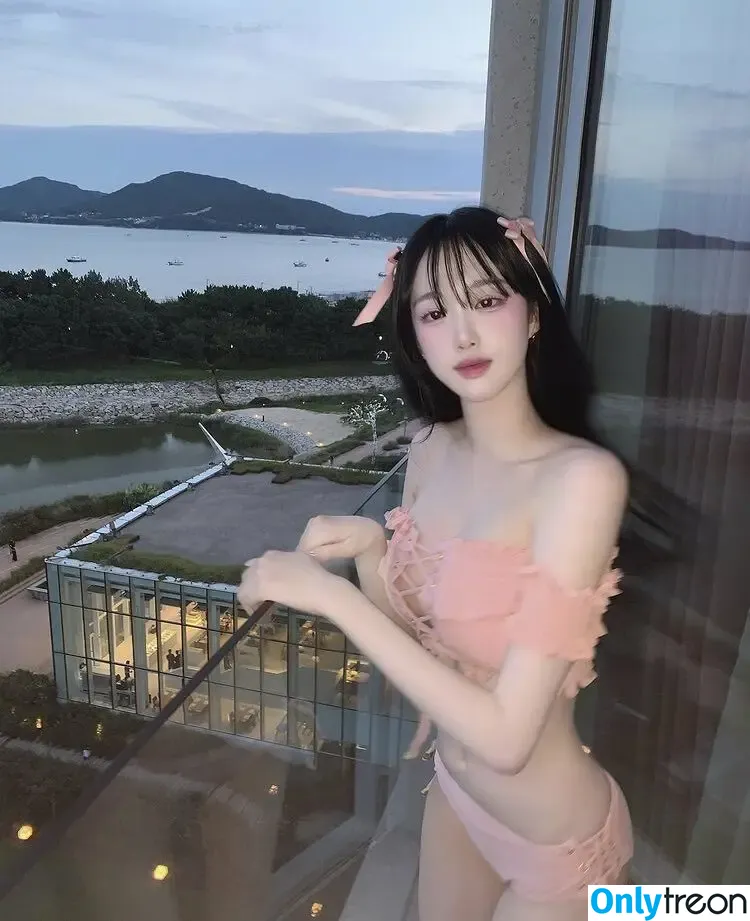 2_shu_2 nude photo #0001 (2._.shu_)