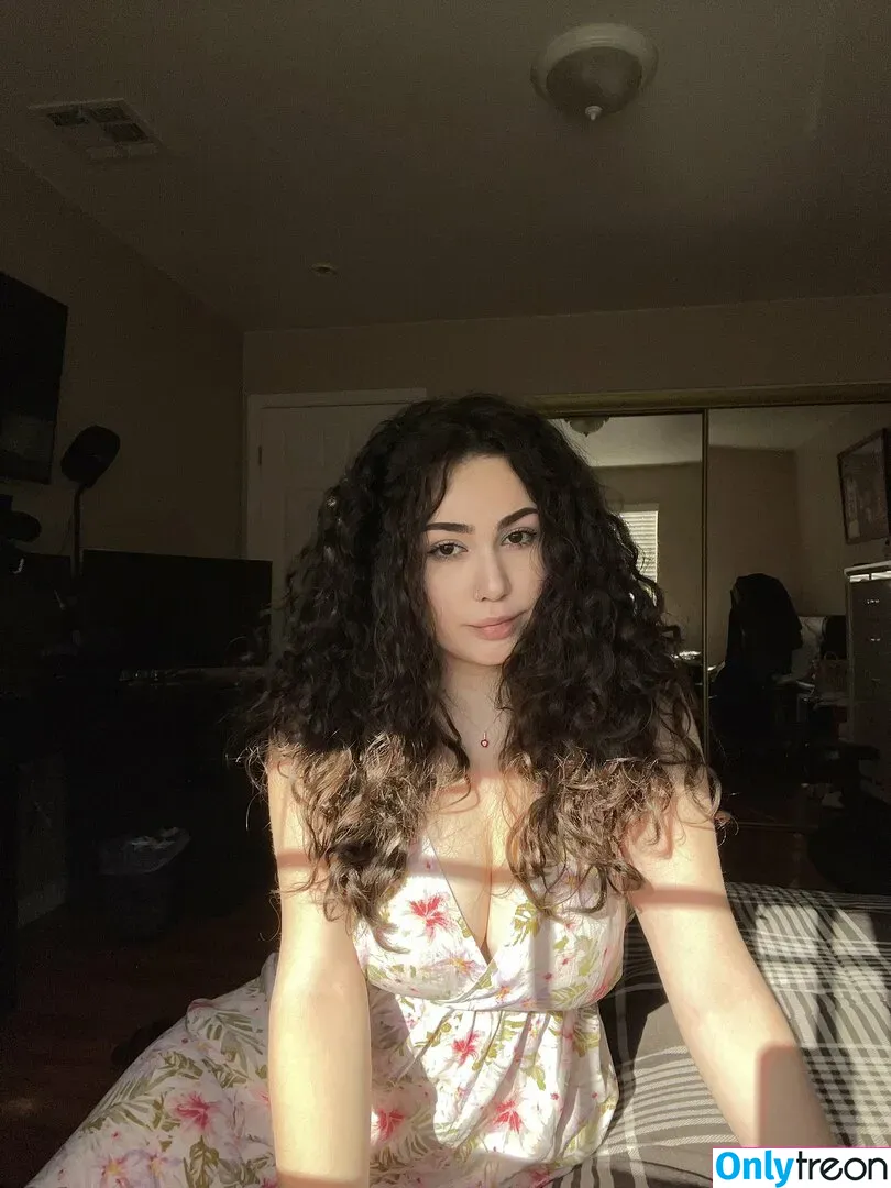 777kittykay nude photo #0003 (runawaymermaid / theemisskittykay)
