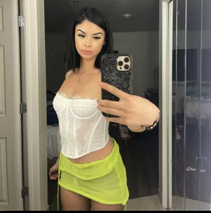 802snbubbles / Sarhay Navarro / mami.navarro / saranavarronava фото голая #0003