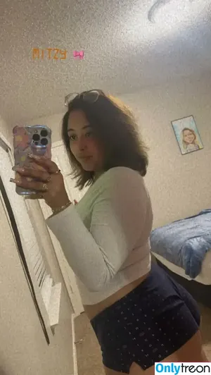 98.mitzyy / Mitzyy98 nude photo #0037