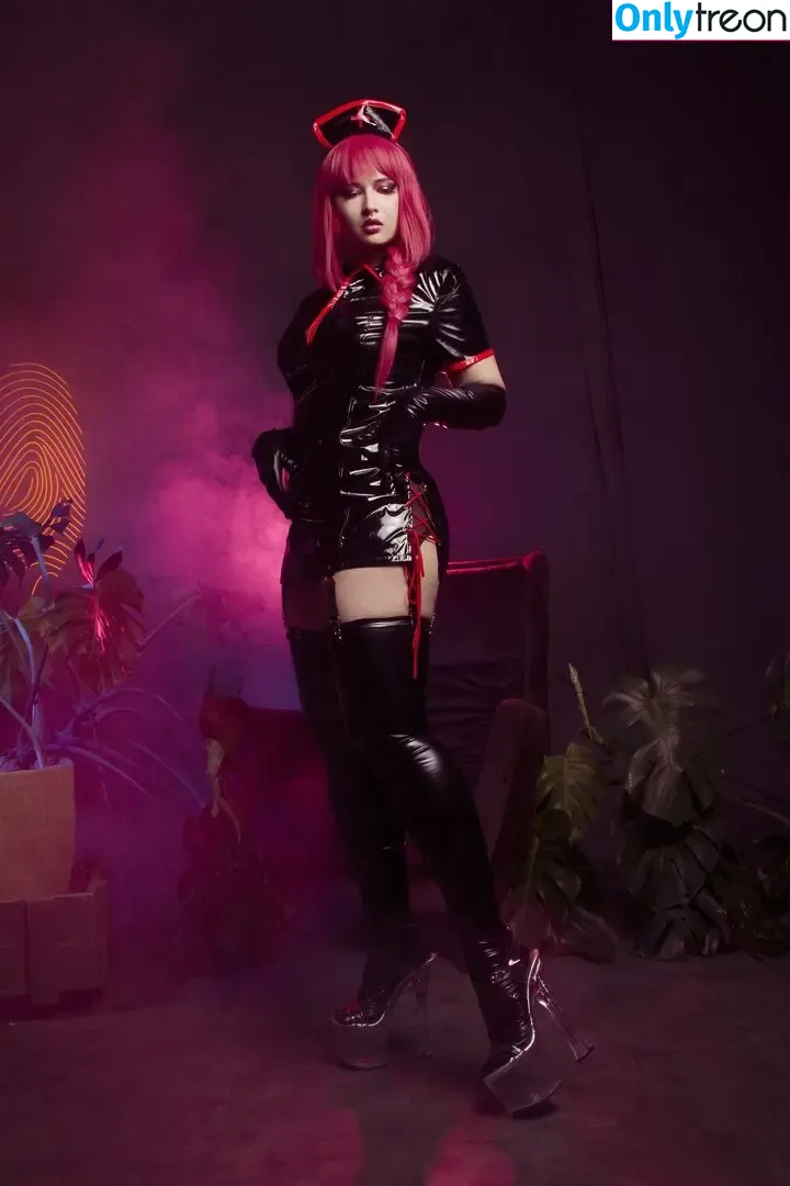 4iipainters_cosplay nude photo #0483 (4iipainters_cosplay)