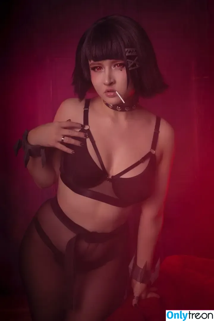 4iipainters_cosplay nude photo #0501 (4iipainters_cosplay)