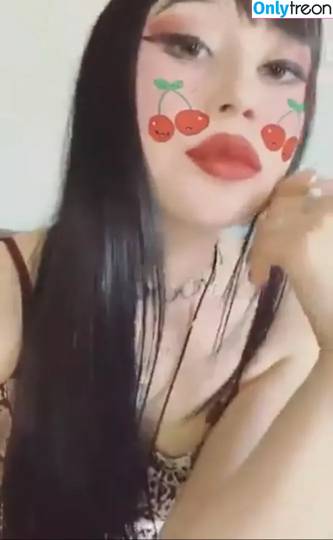 6ippy6kittty6 nude photo #0014 (tippyxkittty666 / trippykittty)