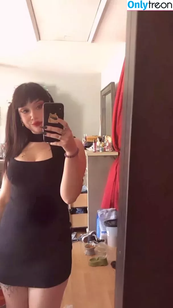 6ippy6kittty6 nude photo #0021 (tippyxkittty666 / trippykittty)