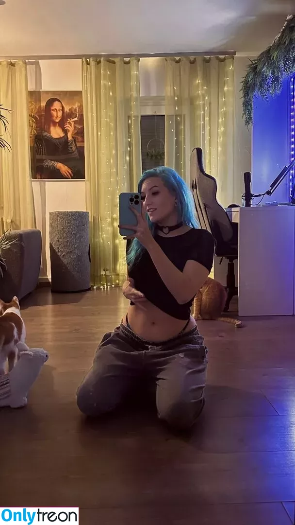 0nixchan голая photo #0113 (0nixchan)