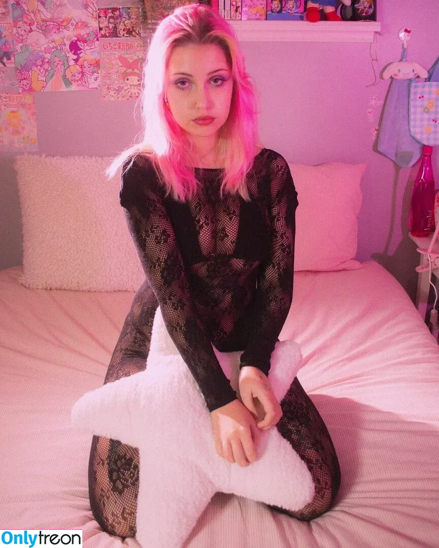 _1nternetfairy_ голая photo #0084 (cut4_r4t / marzia_chan)