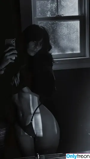 1tsa111ove / heyyyitsarah / hiimsarahsworld / santaswatchlist / sarahsworld1212 nude photo #0006