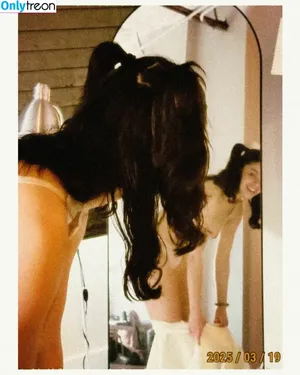 1tsa111ove / heyyyitsarah / hiimsarahsworld / santaswatchlist / sarahsworld1212 nude photo #0087