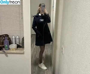  nude photo #0002