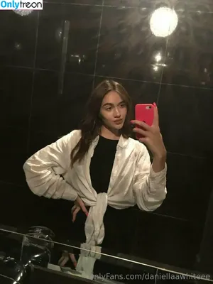 a_alexxxaa_alx / _trulyalexus nude photo #0008