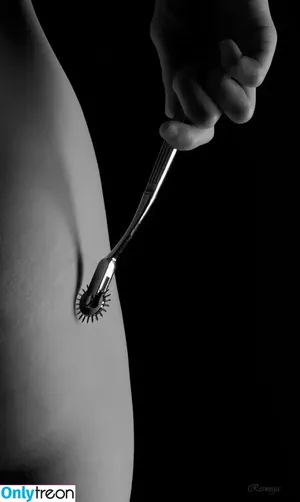 A Little Shibari / just_bobbie1 / shibarimei nude photo #0032