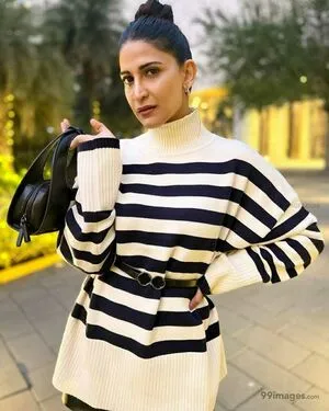 Aahana Kumra / aahanakumra фото голая #0045