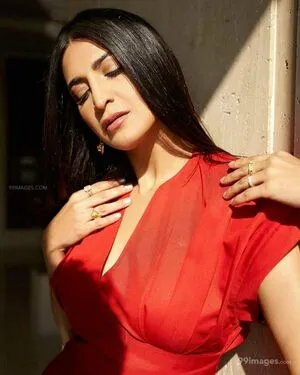 Aahana Kumra / aahanakumra фото голая #0075