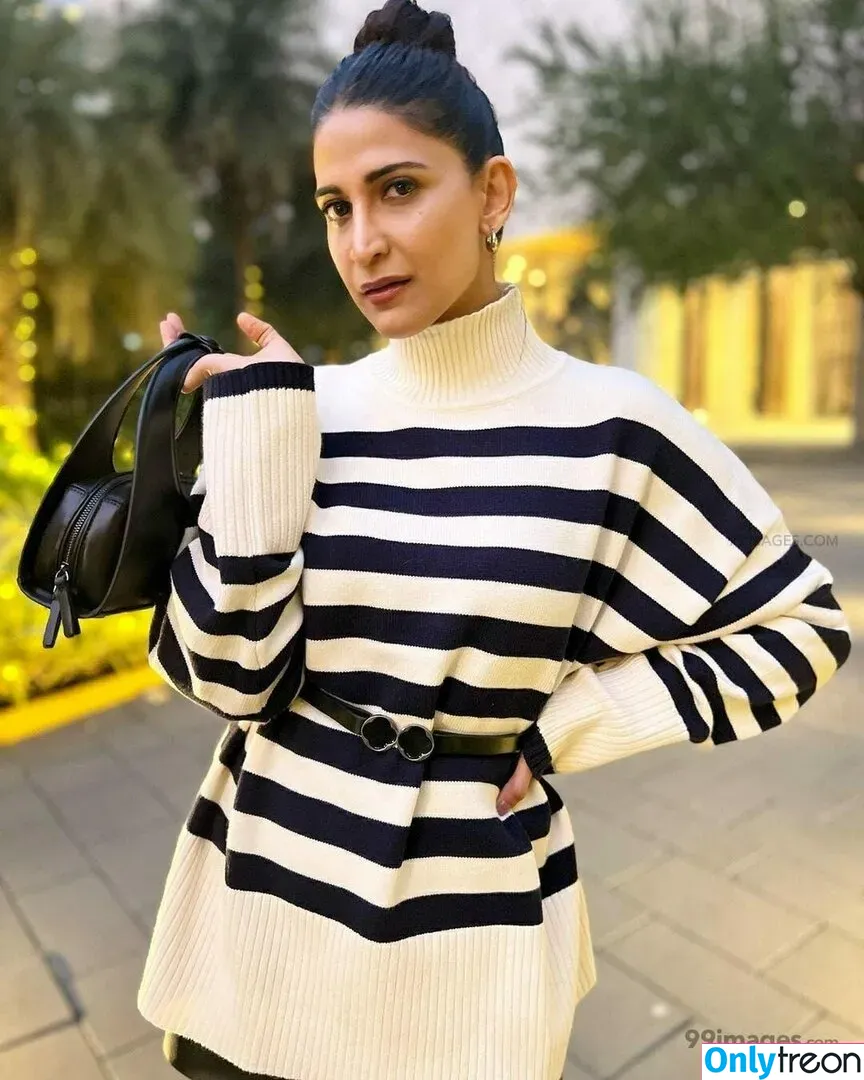 Aahana Kumra голая photo #0045 (aahanakumra)
