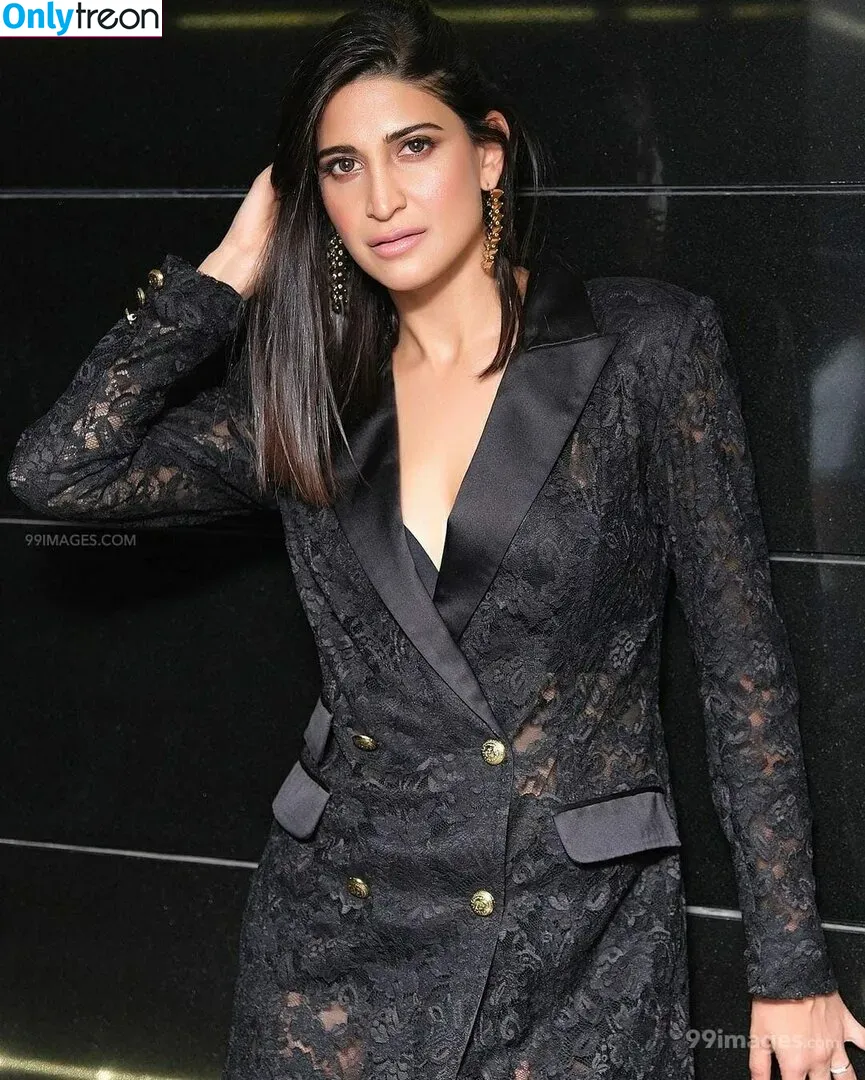 Aahana Kumra голая photo #0047 (aahanakumra)