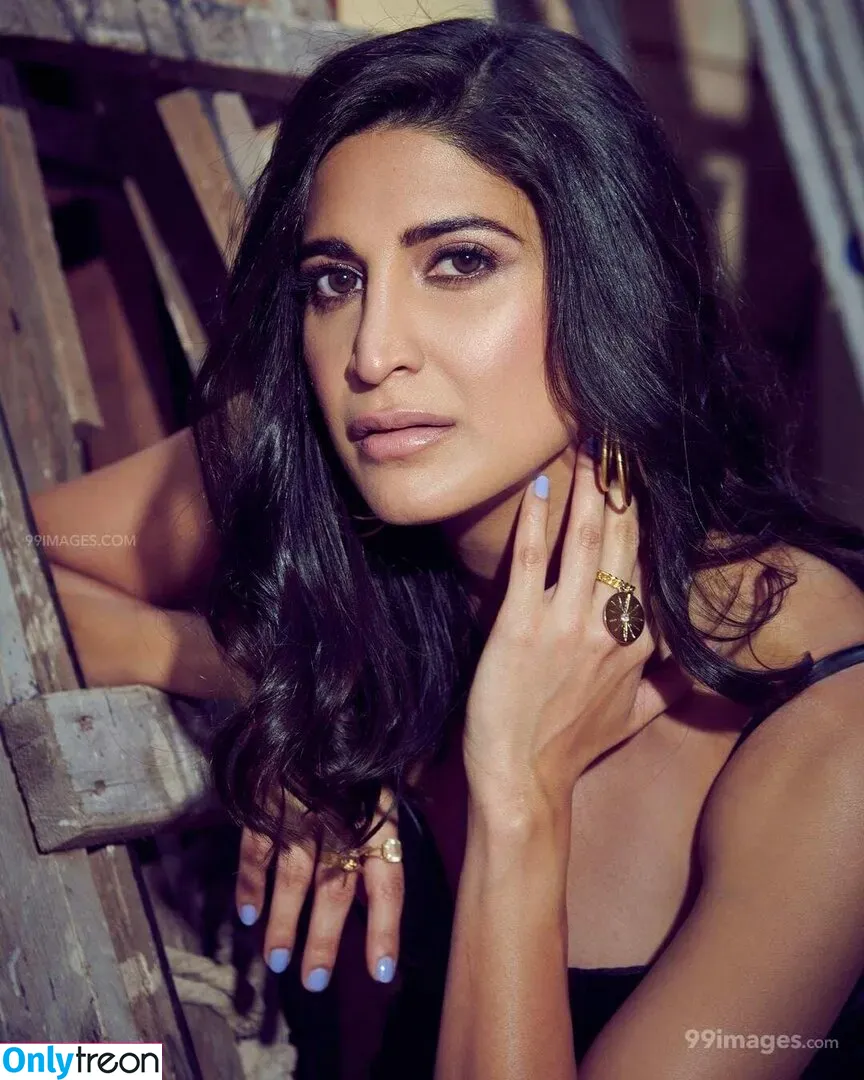 Aahana Kumra голая photo #0084 (aahanakumra)
